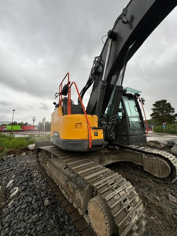 Volvo ECR355EL DOZER - Crawler excavator: picture 5 Volvo ECR355EL DOZER - Crawler excavator: picture 5
