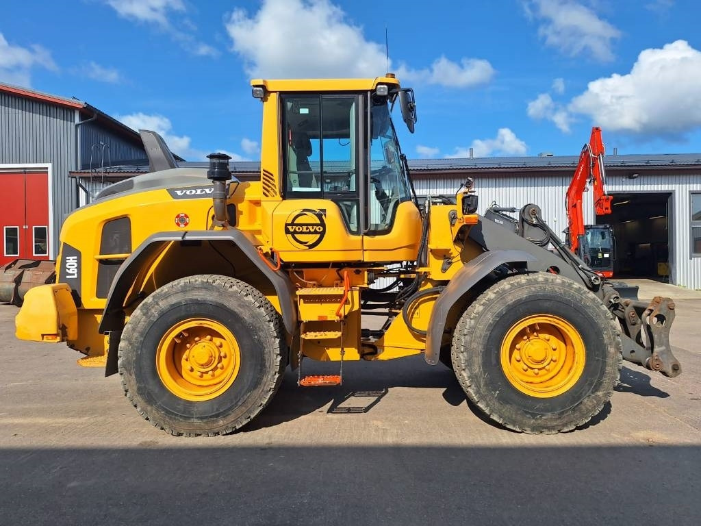 Volvo L60H VÄHÄN AJETTU - Wheel loader: picture 5 Volvo L60H VÄHÄN AJETTU - Wheel loader: picture 5
