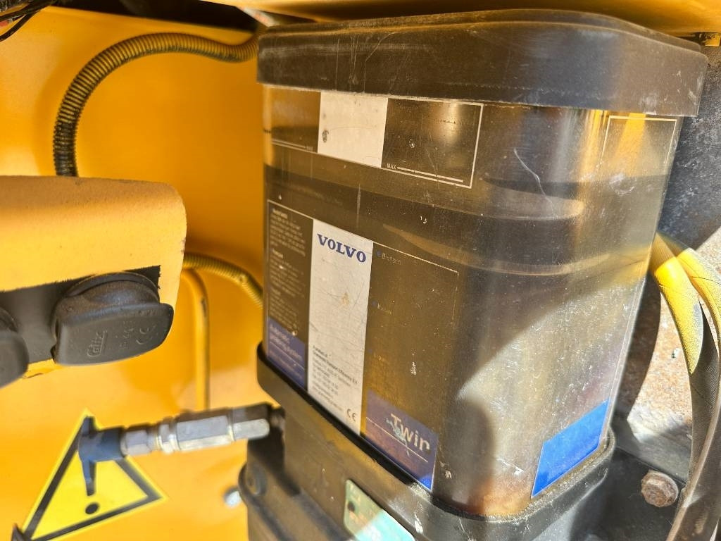 Wheel loader Volvo L70G vipuohjaus, 3' ja 4' hydr: picture 15