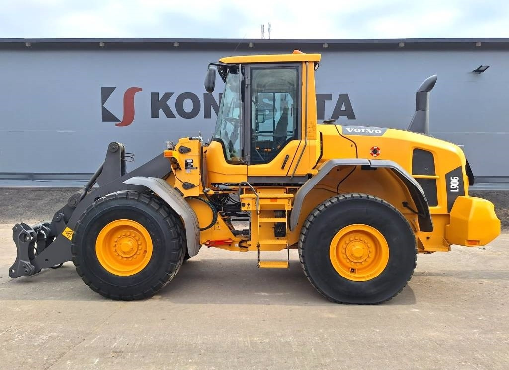 Volvo L90G RASVARI, YM. - Wheel loader: picture 1 Volvo L90G RASVARI, YM. - Wheel loader: picture 1