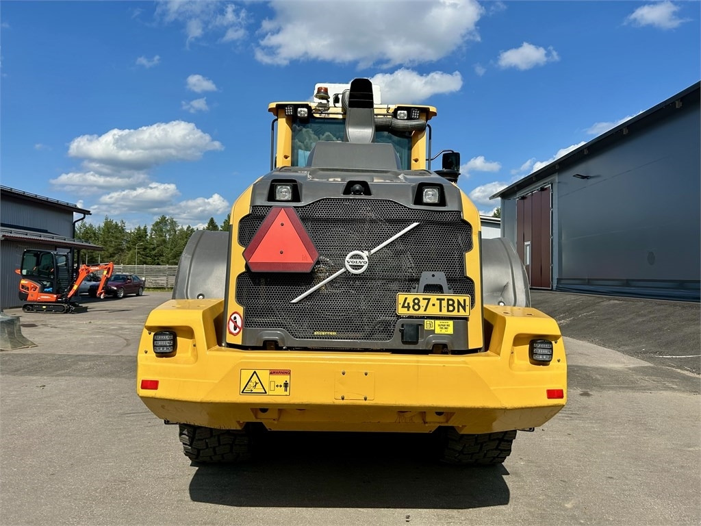 Volvo MYYTY! SOLD! L110H VAAKA, KAUHA, PIIKIT - Wheel loader: picture 4 Volvo MYYTY! SOLD! L110H VAAKA, KAUHA, PIIKIT - Wheel loader: picture 4