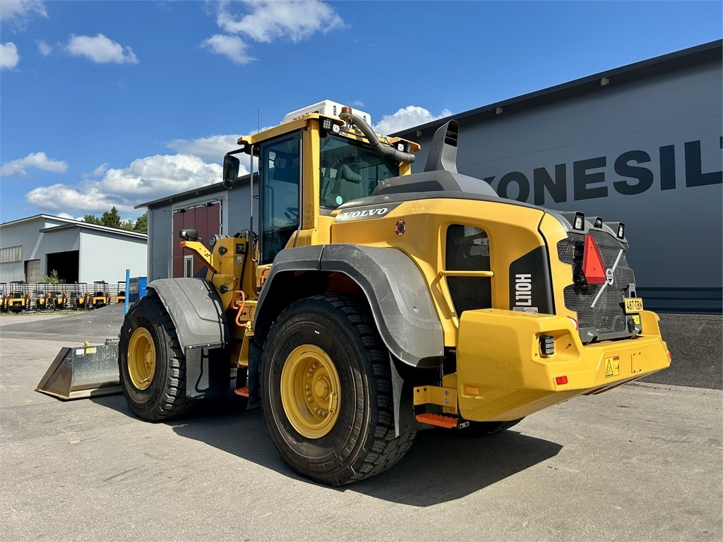 Volvo MYYTY! SOLD! L110H VAAKA, KAUHA, PIIKIT - Wheel loader: picture 3 Volvo MYYTY! SOLD! L110H VAAKA, KAUHA, PIIKIT - Wheel loader: picture 3