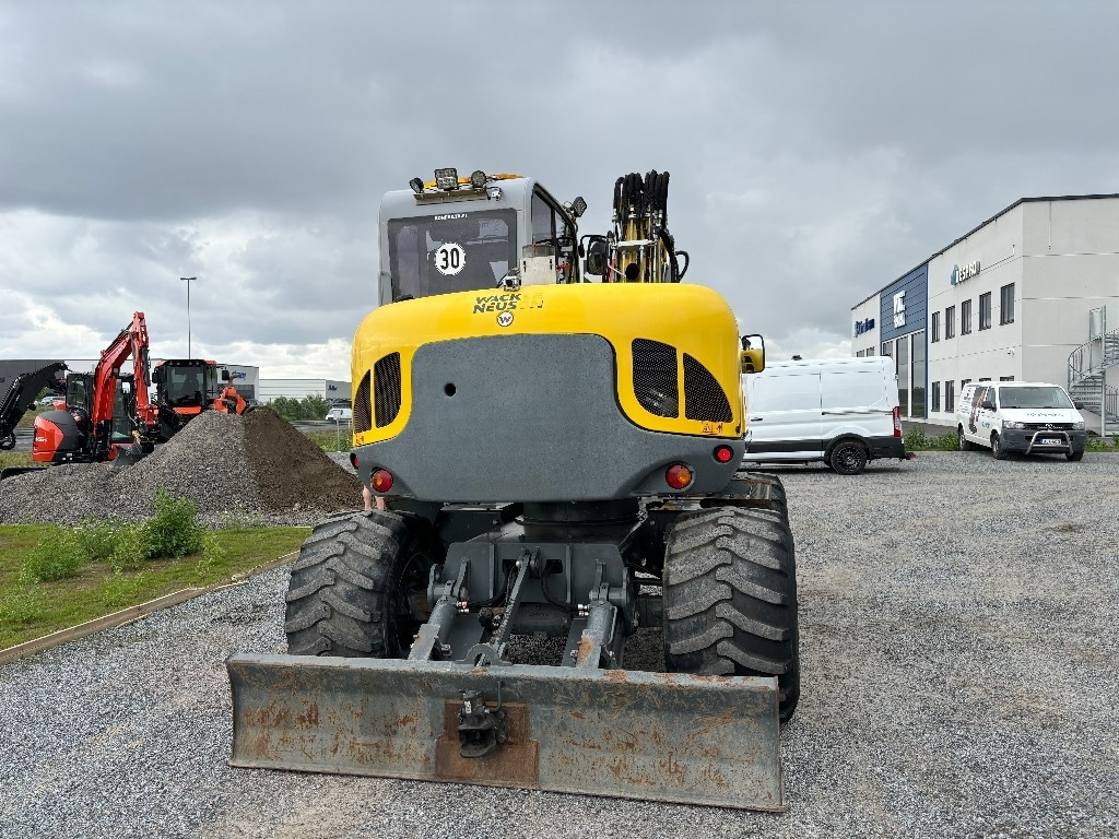 Wacker Neuson EW 100 - Wheel excavator: picture 3 Wacker Neuson EW 100 - Wheel excavator: picture 3