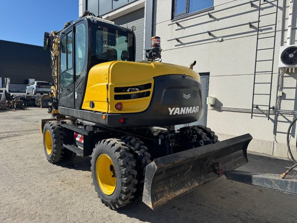 Yanmar B 110 W Hyvät varusteet / Siisti / Vähän ajettu - Wheel excavator: picture 5 Yanmar B 110 W Hyvät varusteet / Siisti / Vähän ajettu - Wheel excavator: picture 5