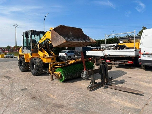 Ahlmann AZ85. 4x4x4. Gabel + Schaufel + Kehrbürste. - Wheel loader: picture 1 Ahlmann AZ85. 4x4x4. Gabel + Schaufel + Kehrbürste. - Wheel loader: picture 1