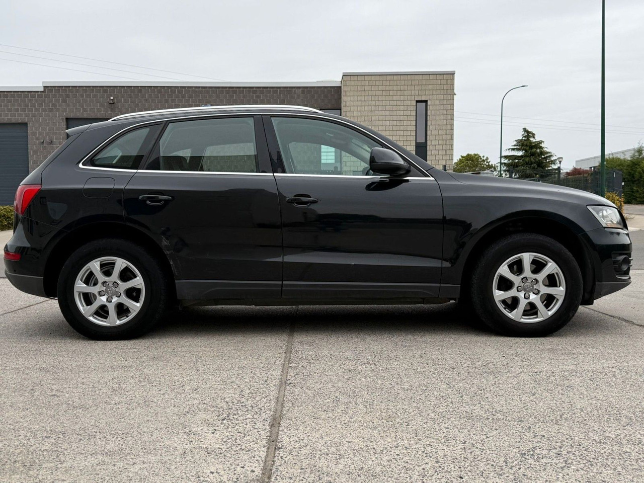 Audi Q5 2.0 TDI 105kW quattro - SUV: picture 4 Audi Q5 2.0 TDI 105kW quattro - SUV: picture 4