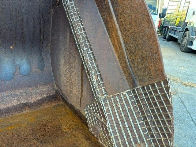 Loader bucket for Construction machinery Liebherr L574 - L580. Kippschaufel 5m3.: picture 12