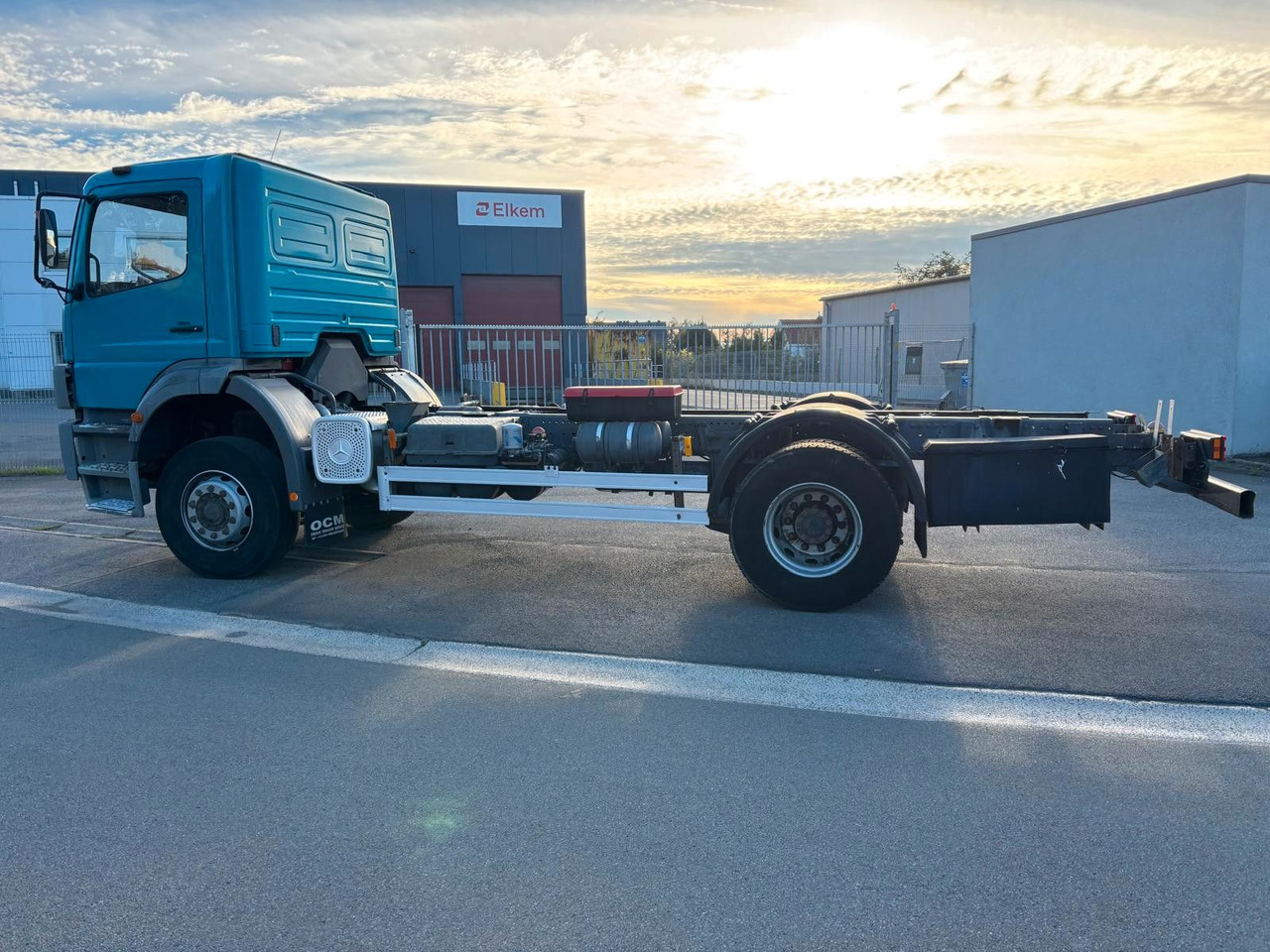 Mercedes-Benz Atego 1823. 6 Zylinder. - Cab chassis truck: picture 3 Mercedes-Benz Atego 1823. 6 Zylinder. - Cab chassis truck: picture 3