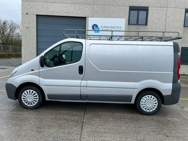 Opel Vivaro 2.0CDTI. TÜV 09/26. Extra Winterreifen. - Small van: picture 2 Opel Vivaro 2.0CDTI. TÜV 09/26. Extra Winterreifen. - Small van: picture 2