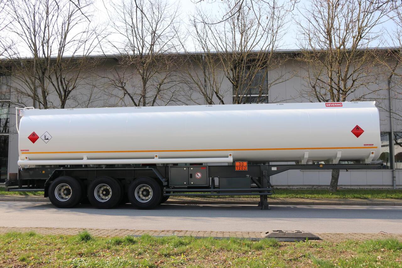 Sievering 45000 LITRES ADR SEMI REMORQUE CITERNE DE CARBURANT - Tank semi-trailer: picture 3 Sievering 45000 LITRES ADR SEMI REMORQUE CITERNE DE CARBURANT - Tank semi-trailer: picture 3