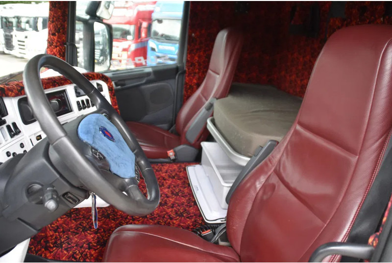 Scania R500 V8 TL 4x2MEB - RETARDER - FULL AIR - PARK. AIRCO - 2 x FUEL TANKS - - Tractor unit: picture 4 Scania R500 V8 TL 4x2MEB - RETARDER - FULL AIR - PARK. AIRCO - 2 x FUEL TANKS - - Tractor unit: picture 4
