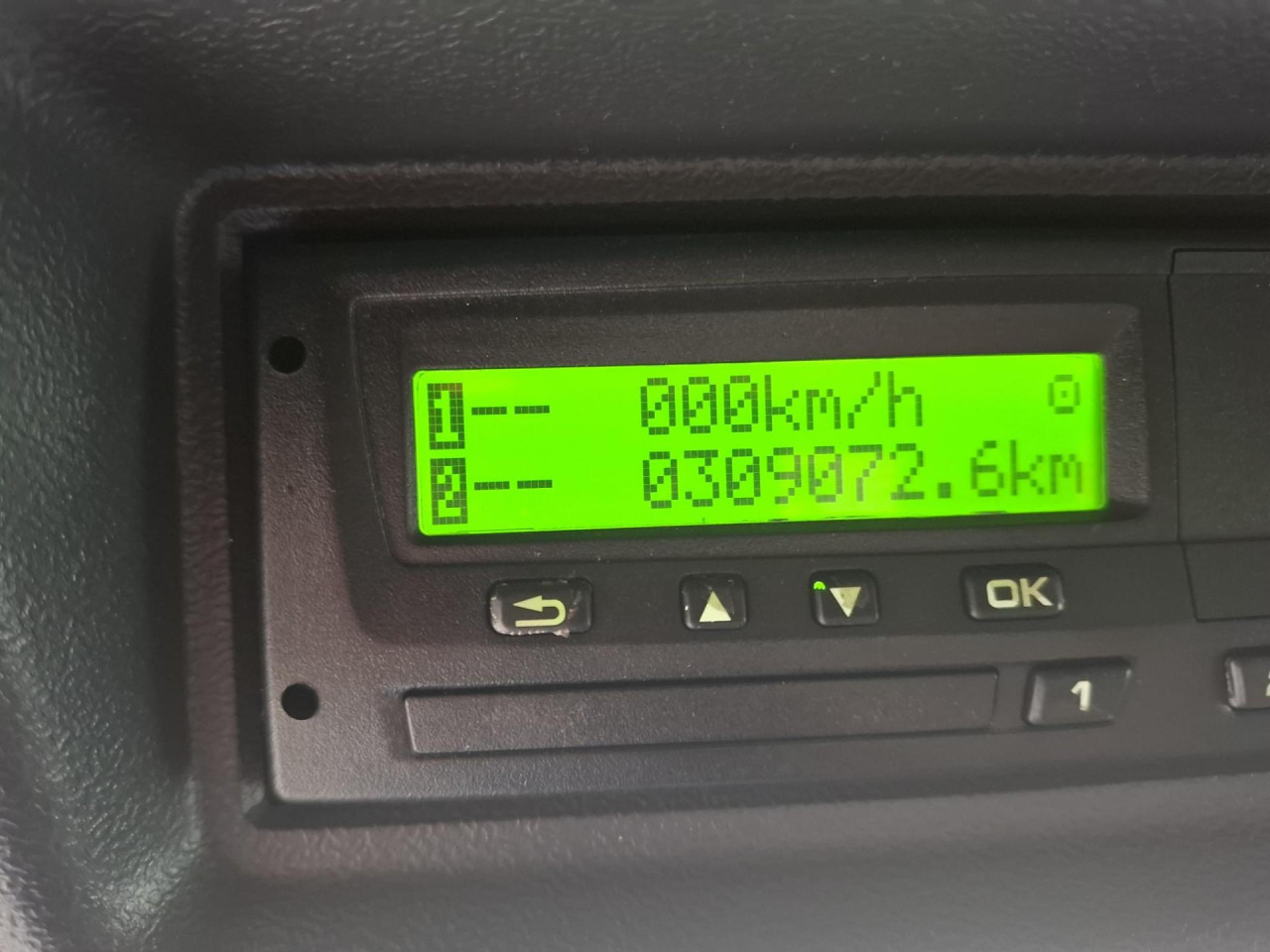 SCANIA SCANIA P250 Fourgon Hayon - Cab chassis truck: picture 5 SCANIA SCANIA P250 Fourgon Hayon - Cab chassis truck: picture 5