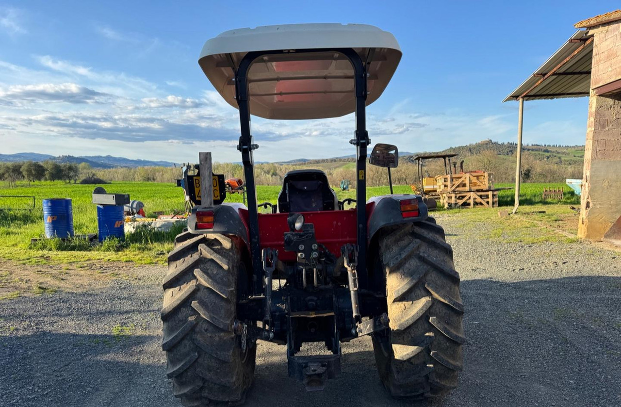 Trattore - Farm tractor: picture 5 Trattore - Farm tractor: picture 5
