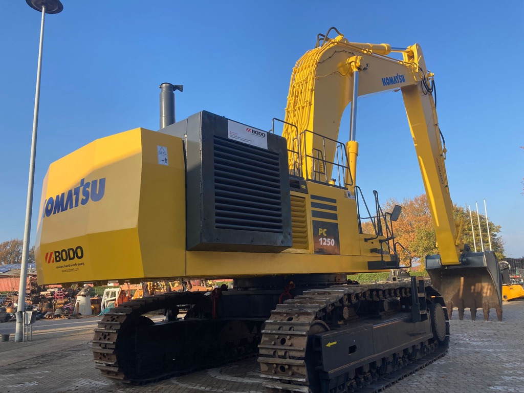 KOMATSU PC1250-7 - Crawler excavator: picture 1 KOMATSU PC1250-7 - Crawler excavator: picture 1