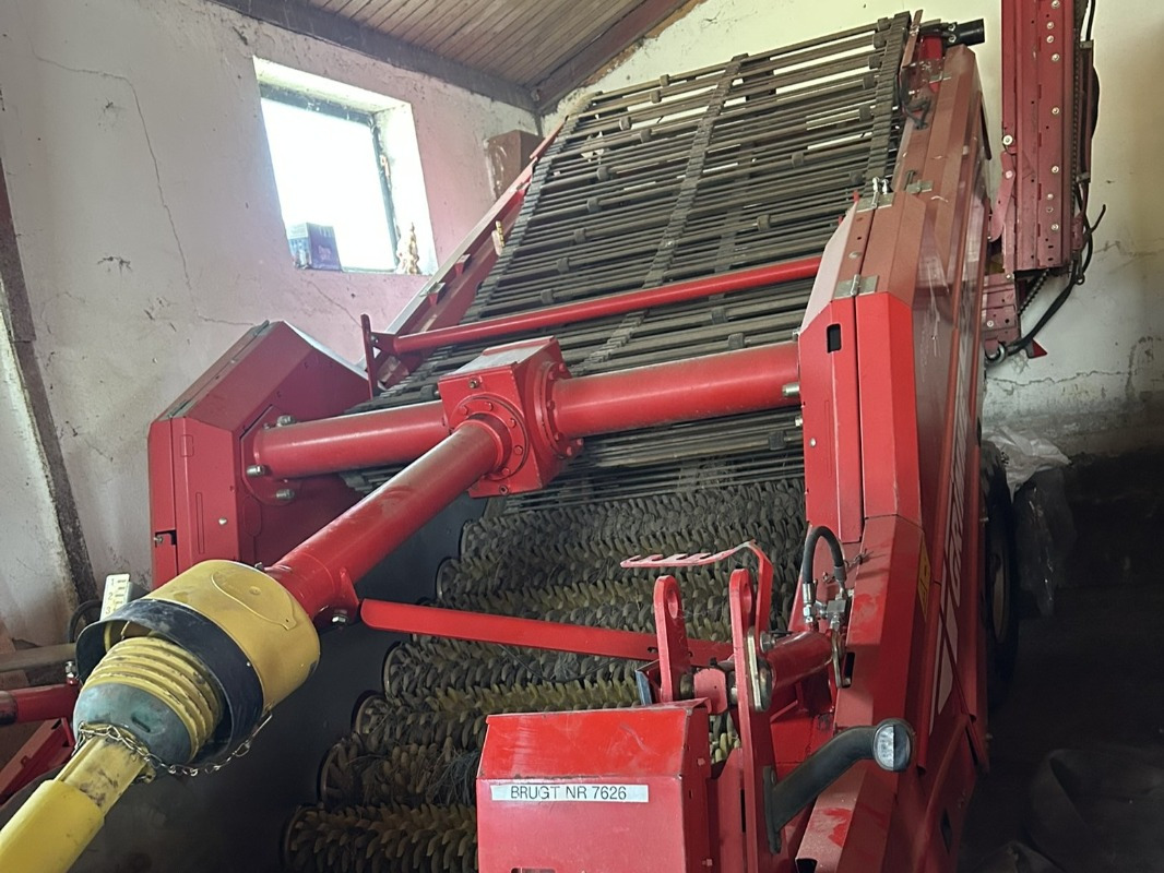 Grimme CS-150 RotaPower - Potato harvester: picture 1 Grimme CS-150 RotaPower - Potato harvester: picture 1