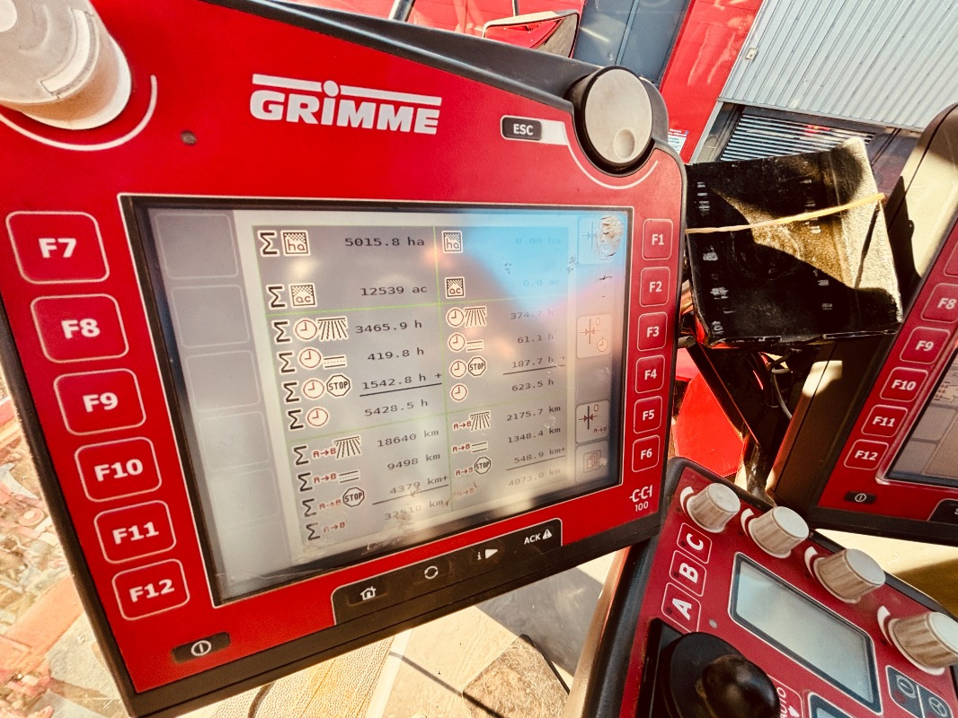 Grimme MAXTRON 620 - Harvester: picture 4 Grimme MAXTRON 620 - Harvester: picture 4