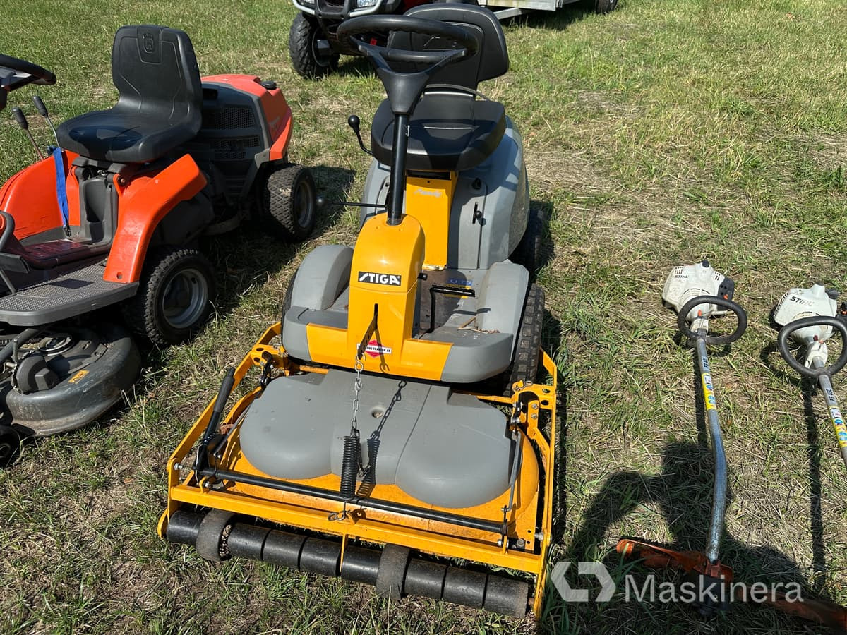 Åkgräsklippare Stiga Ready V301 - Garden mower: picture 2 Åkgräsklippare Stiga Ready V301 - Garden mower: picture 2