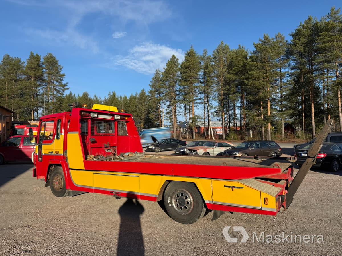 Flakbärgare Volvo FL 611 - Tow truck: picture 3 Flakbärgare Volvo FL 611 - Tow truck: picture 3