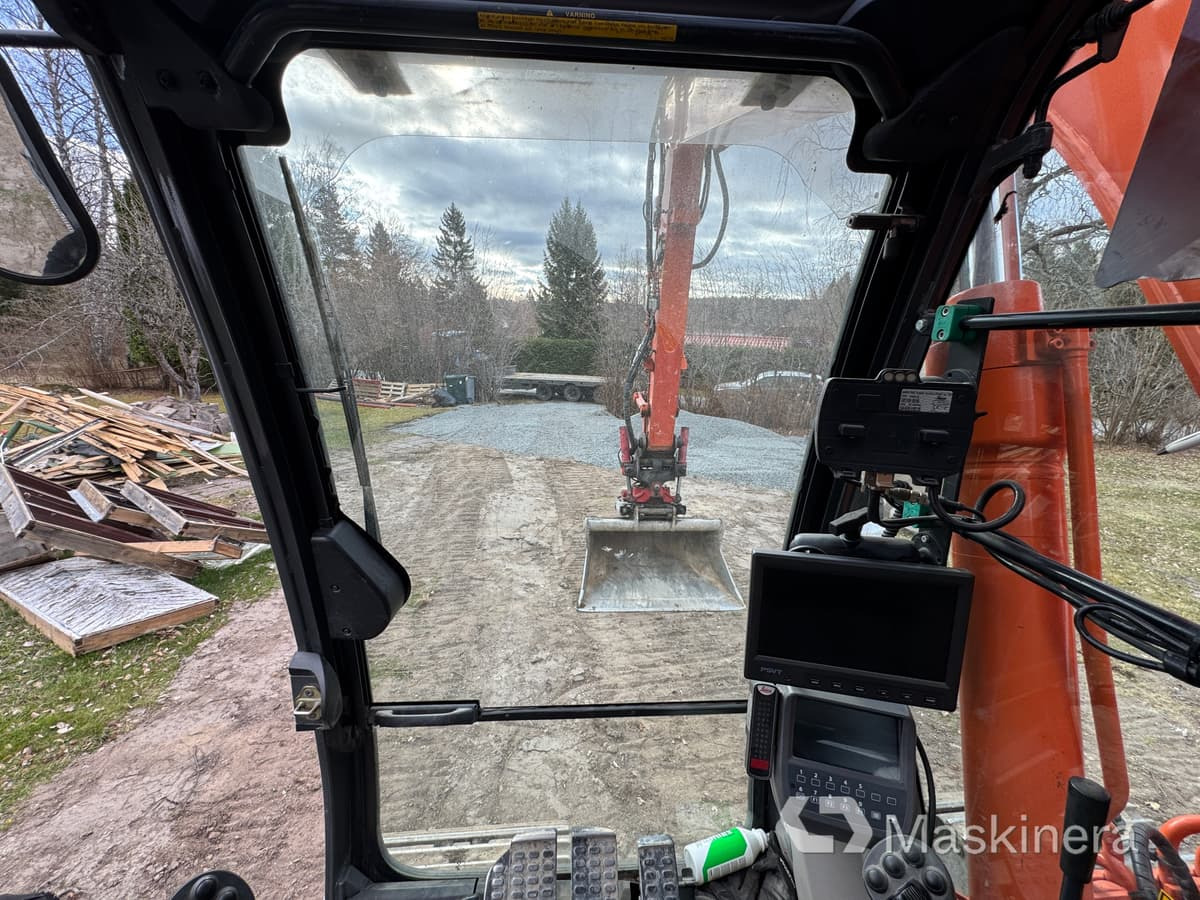 Crawler excavator Grävmaskin Hitachi ZX130-3: picture 18