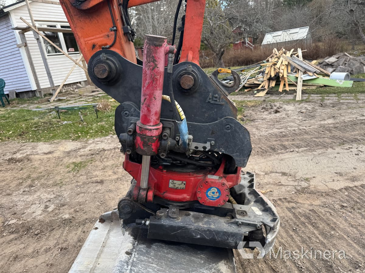 Crawler excavator Grävmaskin Hitachi ZX130-3: picture 42