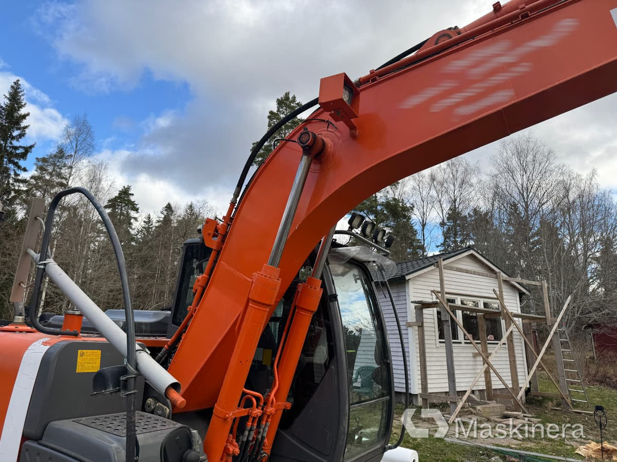 Crawler excavator Grävmaskin Hitachi ZX130-3: picture 37