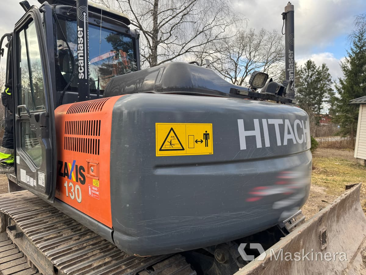 Crawler excavator Grävmaskin Hitachi ZX130-3: picture 15