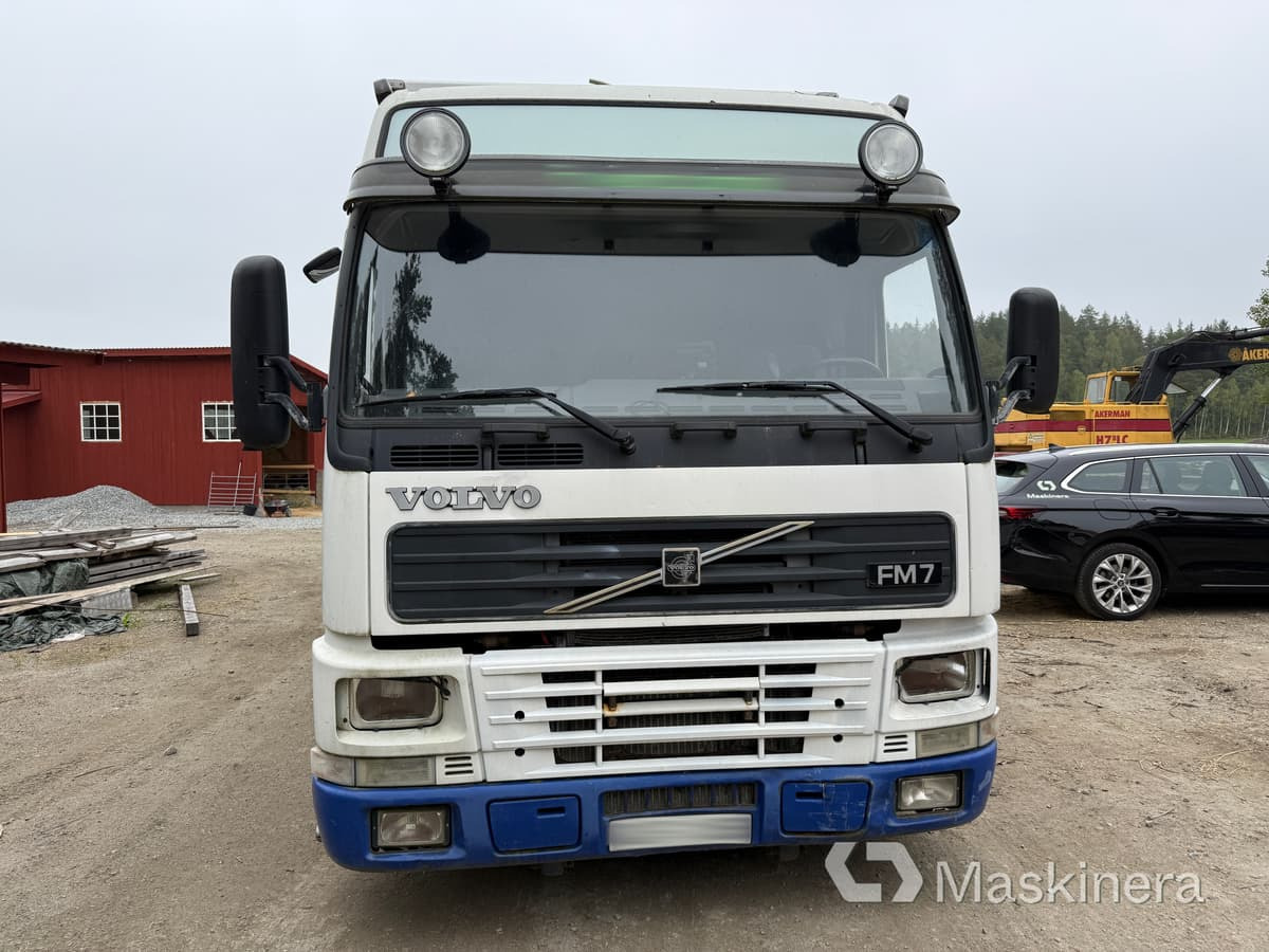 Hästlastbil Volvo FM7 4X2 - Horse truck: picture 2 Hästlastbil Volvo FM7 4X2 - Horse truck: picture 2