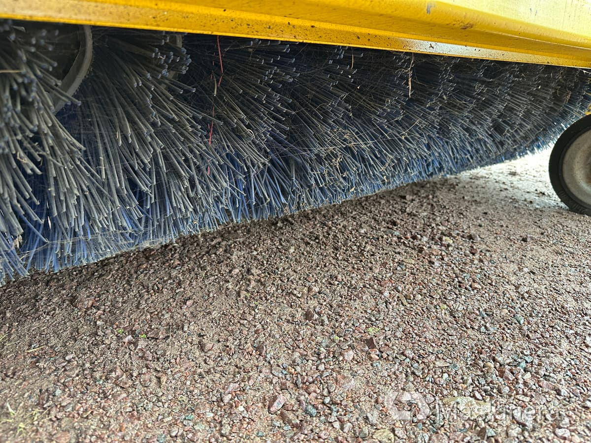 Snow plough Kombiplog Multihog MPV 2000: picture 42