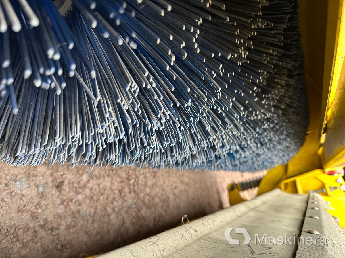 Snow plough Kombiplog Multihog MPV 2000: picture 40