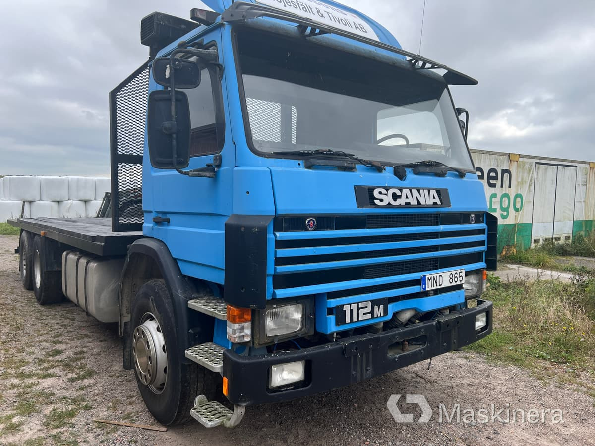 Lastbil Scania P112 M 6x2 - Dropside/ Flatbed truck: picture 2 Lastbil Scania P112 M 6x2 - Dropside/ Flatbed truck: picture 2