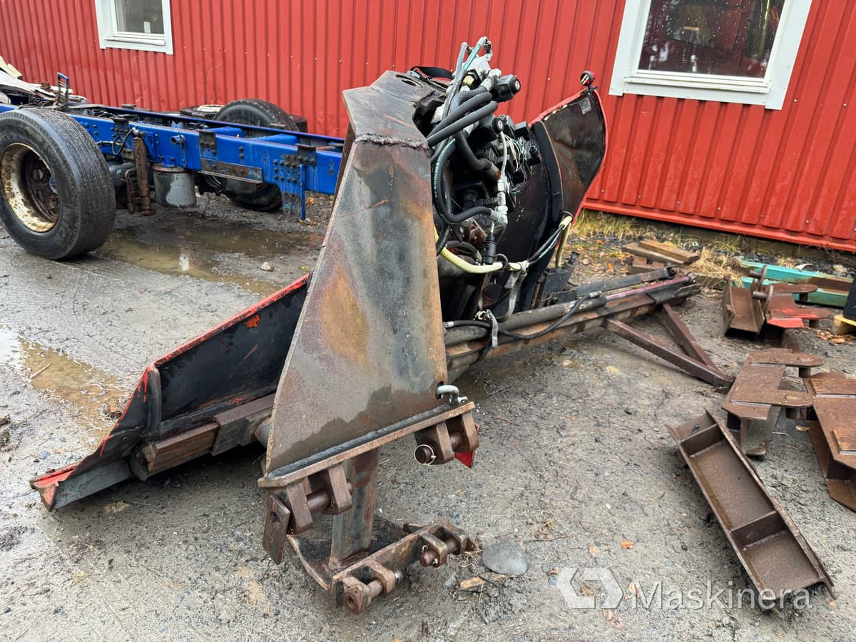 S10 HD Sidovinge till hjullastare - Snow plough: picture 3 S10 HD Sidovinge till hjullastare - Snow plough: picture 3