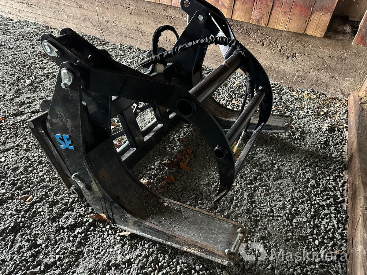 SE Equipment L30 Lumber grip Timmergrip SE Equipment L30 - Grapple for Forestry equipment: picture 1 SE Equipment L30 Lumber grip Timmergrip SE Equipment L30 - Grapple for Forestry equipment: picture 1