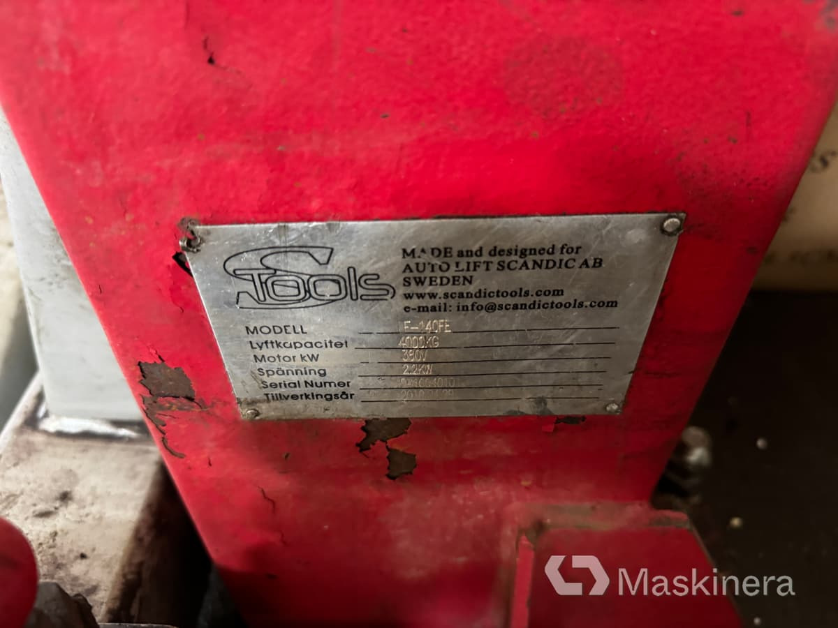 STools Tvåpelarlyft ScandicTools LF-140FE - Workshop equipment: picture 3 STools Tvåpelarlyft ScandicTools LF-140FE - Workshop equipment: picture 3