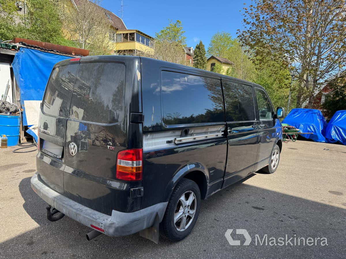 Skåpbil Volkswagen Transporter 2.5 TDI - Small van: picture 5 Skåpbil Volkswagen Transporter 2.5 TDI - Small van: picture 5