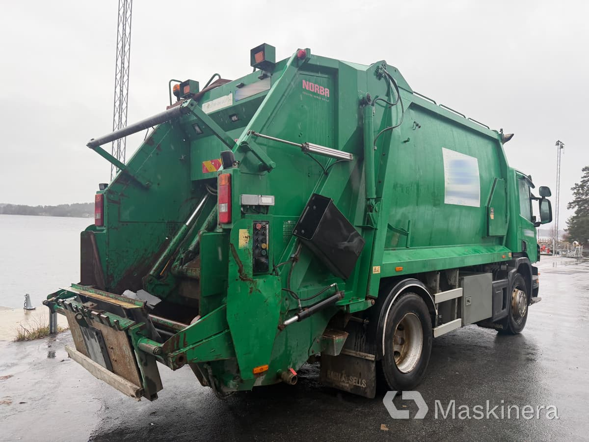 Sopbil Scania P230 - Garbage truck: picture 5 Sopbil Scania P230 - Garbage truck: picture 5