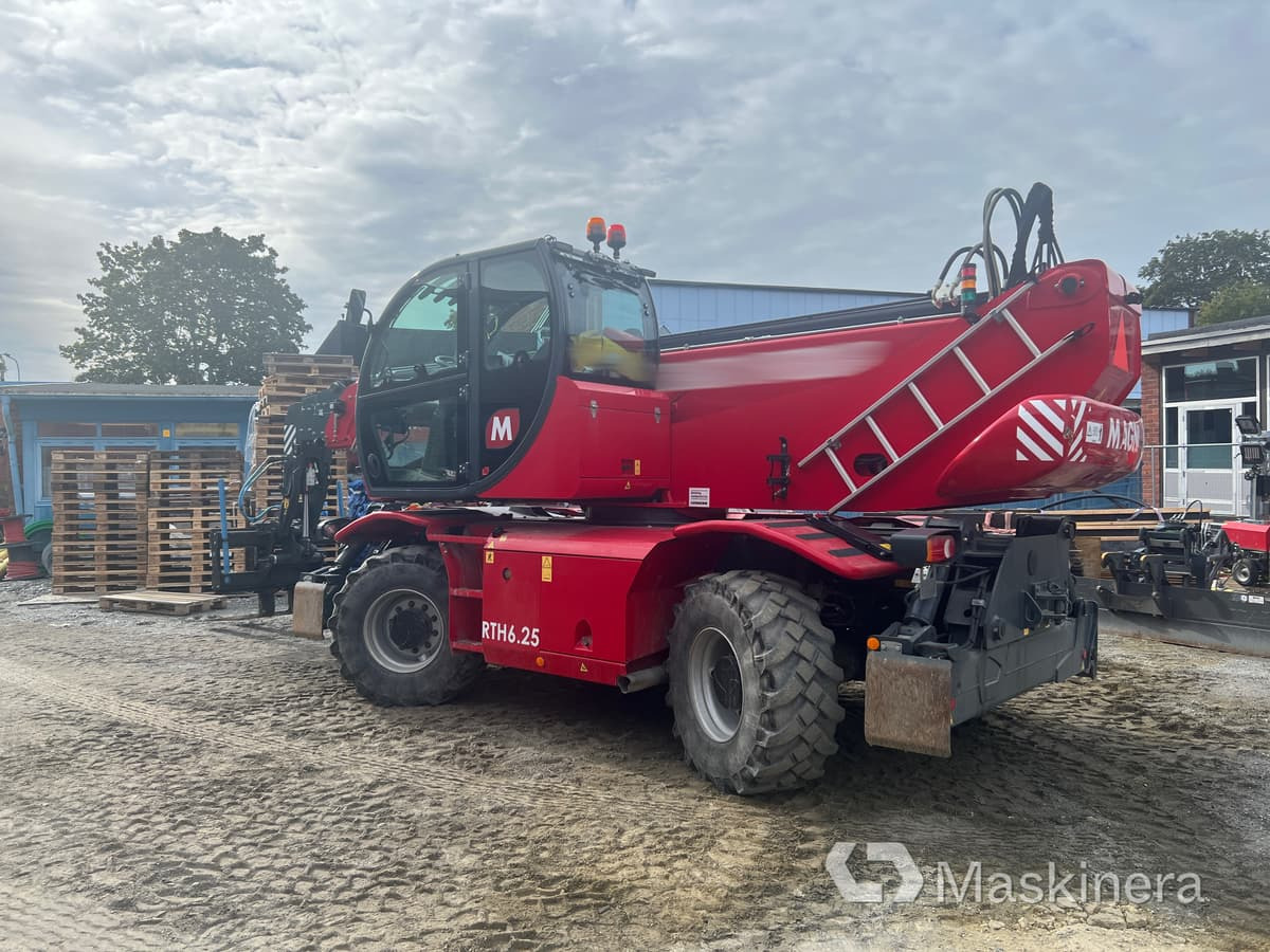 Teleskoplastare Magni RTH6.25 med redskap - Telescopic handler: picture 4 Teleskoplastare Magni RTH6.25 med redskap - Telescopic handler: picture 4