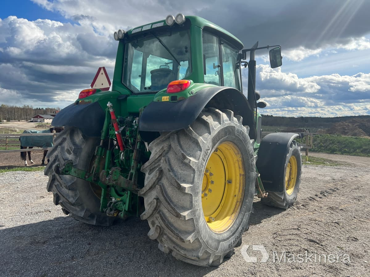 Traktor John Deere 6930 Premium med frontlyft - Farm tractor: picture 5 Traktor John Deere 6930 Premium med frontlyft - Farm tractor: picture 5