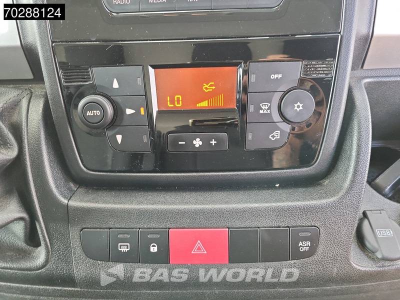 Small van Fiat Ducato 120PK L2H1 Trekhaak Navi Airco Cruise Camera Euro6 L2 10m3 Airco Trekhaak Cruise control: picture 16