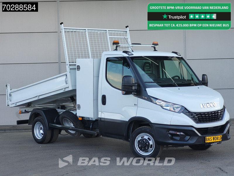 Iveco Daily 35C16 3.0L Kipper met Kist Dubbellucht 3,5t Trekhaak Navi Airco Cruise Camera Euro6 Tipper Benne Kieper 2m3 Airco Trekhaak Cruis - Tipper van: picture 1 Iveco Daily 35C16 3.0L Kipper met Kist Dubbellucht 3,5t Trekhaak Navi Airco Cruise Camera Euro6 Tipper Benne Kieper 2m3 Airco Trekhaak Cruis - Tipper van: picture 1