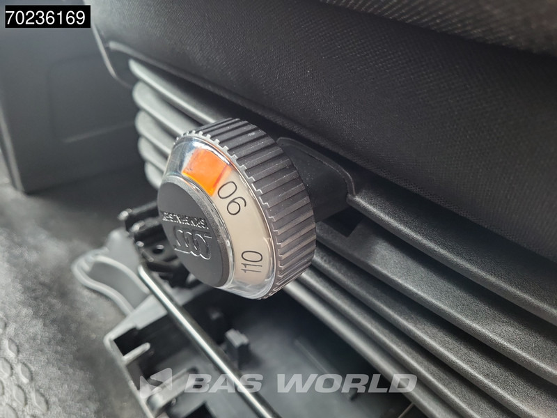 New Box van Iveco Daily 35C18 2025 MODEL Automaat 1000kg Laadklep ACC Navi Airco Zijdeur Bakwagen Meubelbak Koffer 21m3 Airco: picture 19