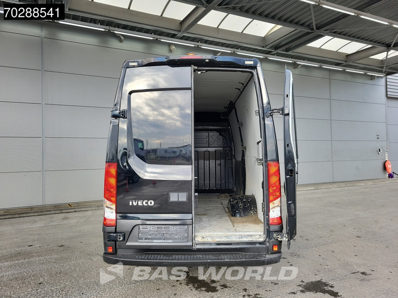 Iveco Daily 35C18 3.0L Automaat Dubbellucht L2H2 Navi Cruise Camera Euro6 L2 12m3 Airco Cruise control - Panel van: picture 3 Iveco Daily 35C18 3.0L Automaat Dubbellucht L2H2 Navi Cruise Camera Euro6 L2 12m3 Airco Cruise control - Panel van: picture 3