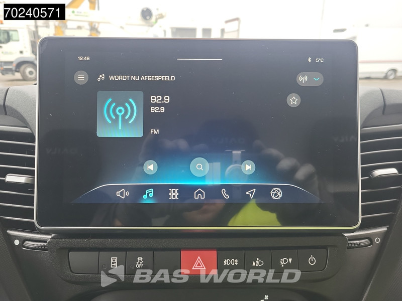 New Panel van Iveco Daily 35C18 3.0L Automaat L3H2 180PK Dubbellucht 3,5t Trekgewicht ACC Navi Camera Parkeersensoren 16m3 Euro6 L4H2 16m3 Airco: picture 15 New Panel van Iveco Daily 35C18 3.0L Automaat L3H2 180PK Dubbellucht 3,5t Trekgewicht ACC Navi Camera Parkeersensoren 16m3 Euro6 L4H2 16m3 Airco: picture 15