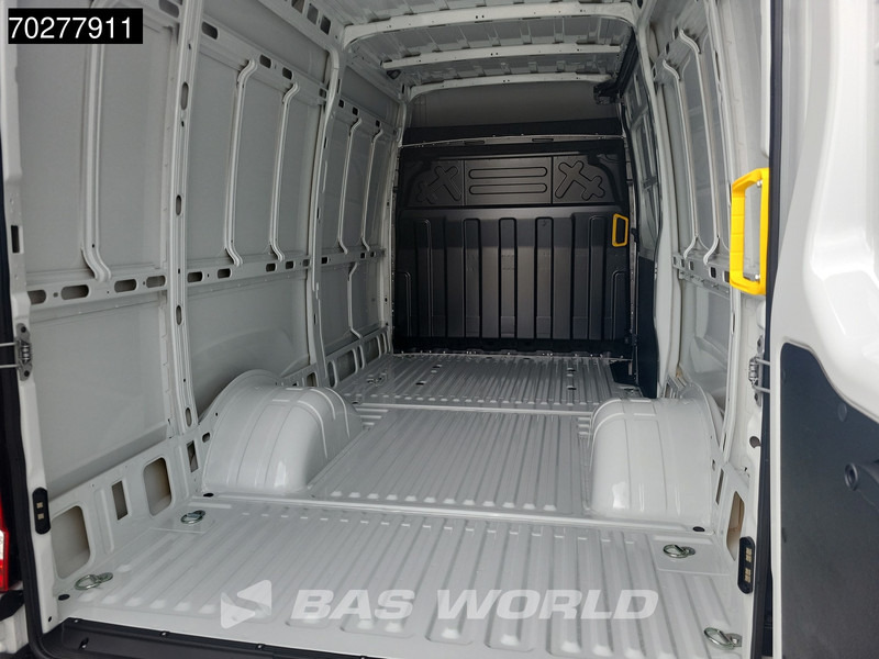 Iveco Daily 35C21 3.0L 210PK Automaat L2H2 Dubbellucht LED ACC 3.5t trekhaak Navi L2H2 12m3 Airco Trekhaak - Panel van: picture 5 Iveco Daily 35C21 3.0L 210PK Automaat L2H2 Dubbellucht LED ACC 3.5t trekhaak Navi L2H2 12m3 Airco Trekhaak - Panel van: picture 5