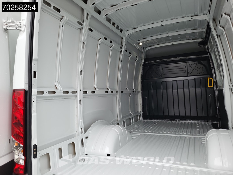 Iveco Daily 35C21 3.0L Automaat 2025 Black Edition model Dubbellucht L2H2 LED ACC CarPlay Camera Parkeersensoren 12m3 Airco - Panel van: picture 2 Iveco Daily 35C21 3.0L Automaat 2025 Black Edition model Dubbellucht L2H2 LED ACC CarPlay Camera Parkeersensoren 12m3 Airco - Panel van: picture 2