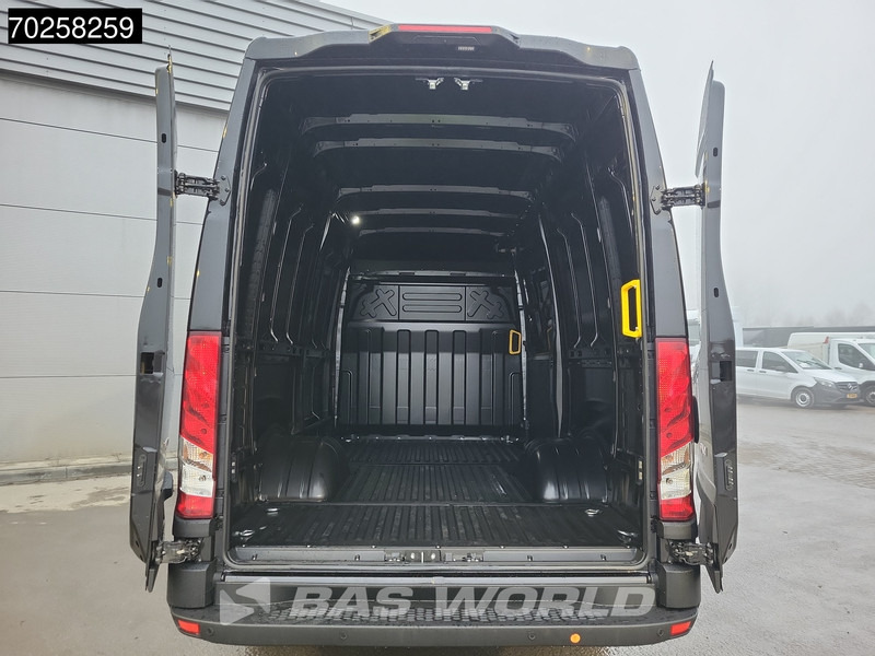 Iveco Daily 35C21 3.0L Black Edition Automaat 210PK L2H2 2025-Model Dubbellucht 3,5t Trekvermogen ACC LED CarPlay Camera Parkeersensoren Eur - Panel van: picture 2 Iveco Daily 35C21 3.0L Black Edition Automaat 210PK L2H2 2025-Model Dubbellucht 3,5t Trekvermogen ACC LED CarPlay Camera Parkeersensoren Eur - Panel van: picture 2