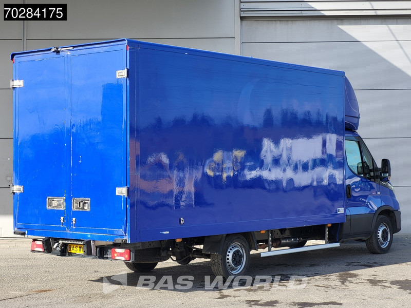 Iveco Daily 35S14 Automaat 488cm lang Bakwagen Achterdeuren LED Airco Cruise Camera Euro6 Meubelbak Koffer 23m3 Airco Cruise control - Box van: picture 5 Iveco Daily 35S14 Automaat 488cm lang Bakwagen Achterdeuren LED Airco Cruise Camera Euro6 Meubelbak Koffer 23m3 Airco Cruise control - Box van: picture 5