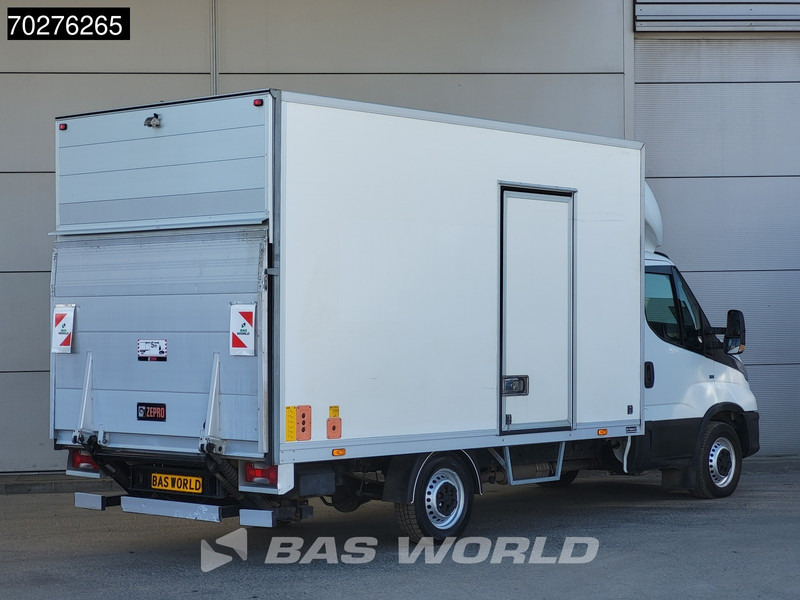 Iveco Daily 35S14 Automaat Laadklep Zijdeur Bakwagen Airco Cruise Camera Euro6 Meubelbak Koffer Airco Cruise control - Box van: picture 5 Iveco Daily 35S14 Automaat Laadklep Zijdeur Bakwagen Airco Cruise Camera Euro6 Meubelbak Koffer Airco Cruise control - Box van: picture 5