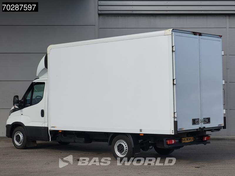 Iveco Daily 35S16 Automaat Bakwagen Achterdeuren Airco Camera Euro6 Meubelbak Koffer 21m3 Airco - Box van: picture 2 Iveco Daily 35S16 Automaat Bakwagen Achterdeuren Airco Camera Euro6 Meubelbak Koffer 21m3 Airco - Box van: picture 2