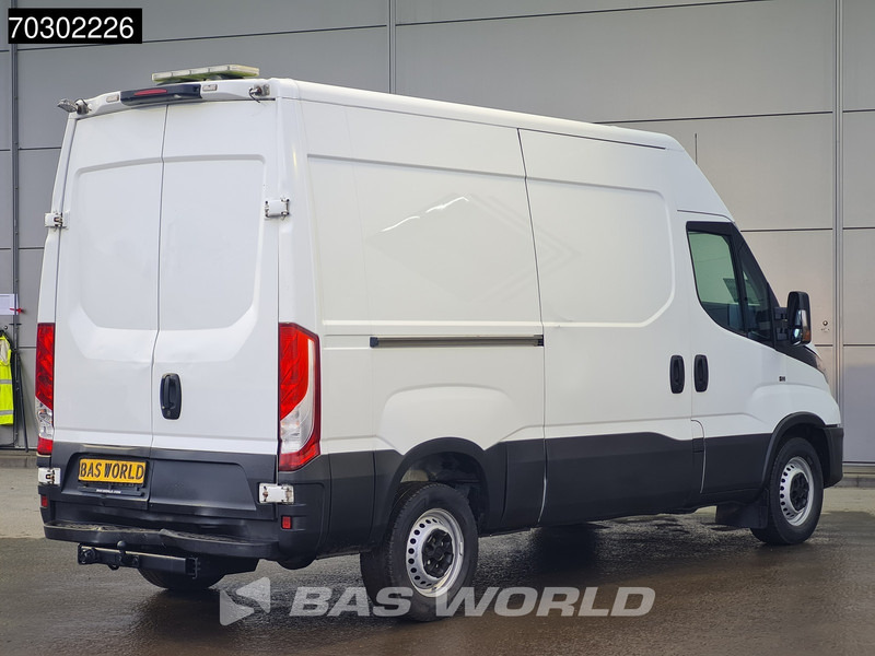 Iveco Daily 35S16 Automaat L2H2 3,5t Trekhaak 160PK ACC Navi Airco Cruise Camera Standkachel Euro6 L2 Airco Trekhaak - Panel van: picture 2 Iveco Daily 35S16 Automaat L2H2 3,5t Trekhaak 160PK ACC Navi Airco Cruise Camera Standkachel Euro6 L2 Airco Trekhaak - Panel van: picture 2