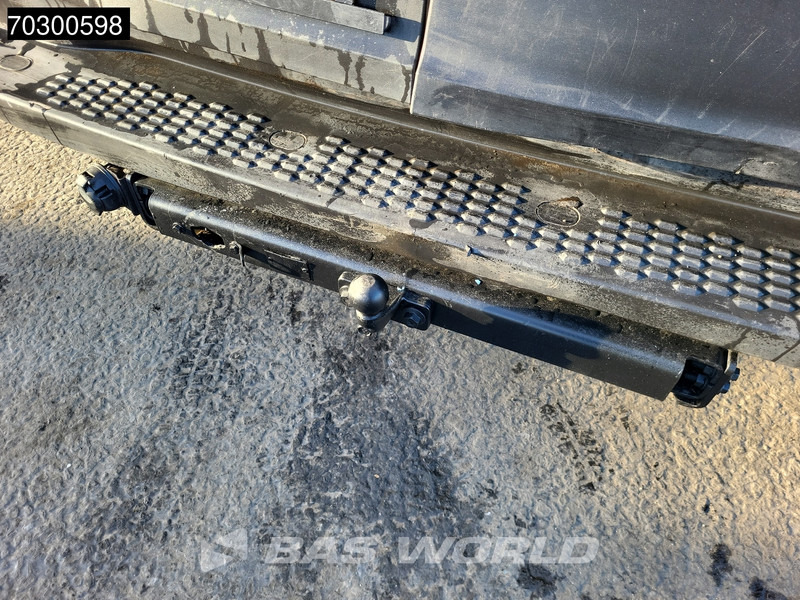 Panel van Iveco Daily 35S16 Automaat L2H2 3,5t Trekhaak Navi Airco Cruise Camera Standkachel Euro6 L2 Airco Trekhaak: picture 9 Panel van Iveco Daily 35S16 Automaat L2H2 3,5t Trekhaak Navi Airco Cruise Camera Standkachel Euro6 L2 Airco Trekhaak: picture 9